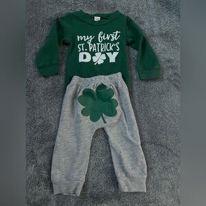 My First St. Patricks Day Holiday Bodysuit/Pants Set